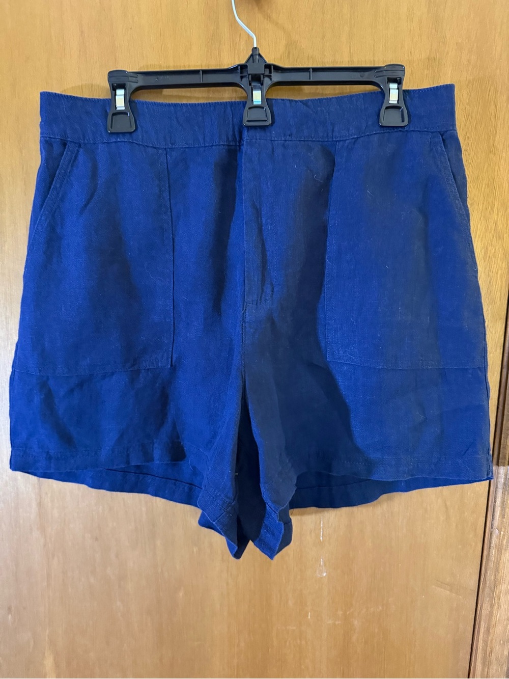 Nicole Miller Navy Blue Linen Shorts with Elastic Waist - Picture 2 of 5